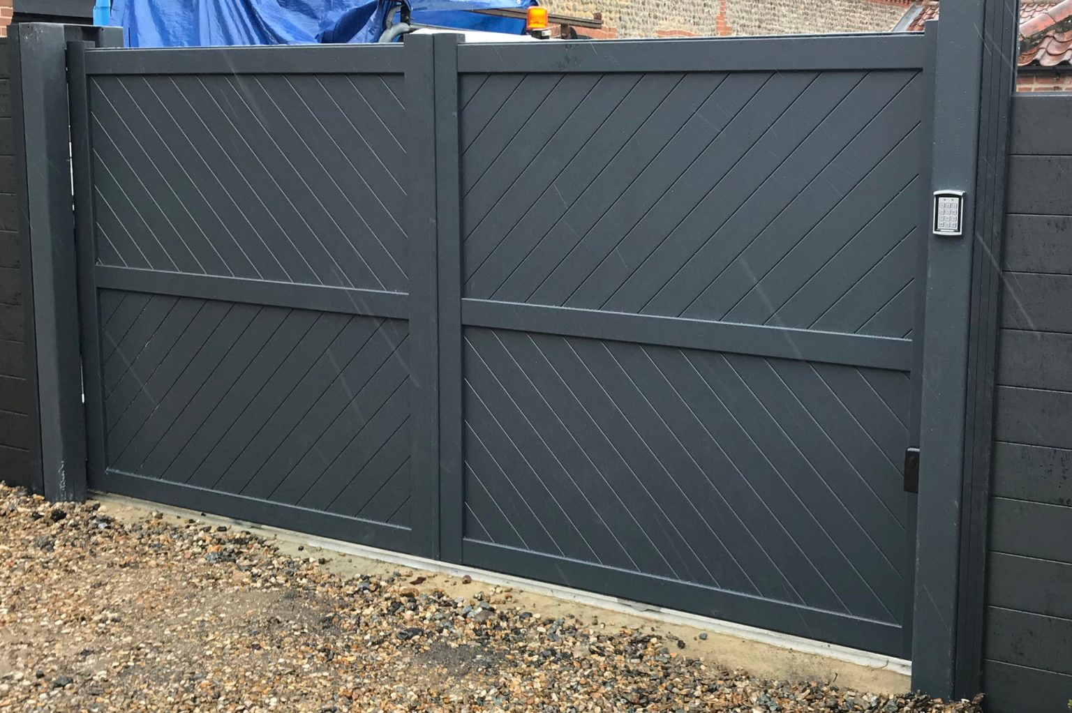 Readymade – Driveway Gate Diagonal 3750mmx1800mm Black or Grey → ...